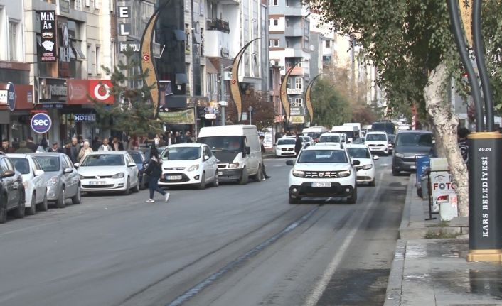 Kars’ta şaşırtan denge: Merkez nüfus 100 bin, araç sayısı 54 bini geçti