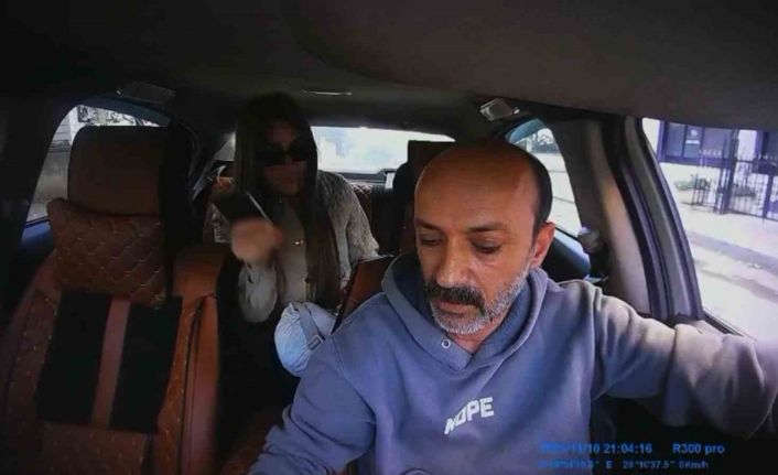 Kartal’da taksimetre kavgasında yaralanan şoför: "Soyunurum dedi, kafama telefonla vurdu"