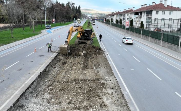 Kartepe tramvayında ilk kepçe vuruldu