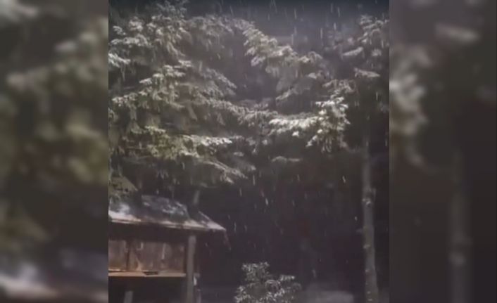Kartepe’ye mevsimin ilk karı düştü