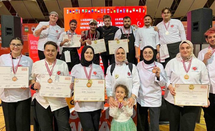 Kastamonu Üniversitesi öğrencileri, GastroAntalya’dan madalyalarla döndü