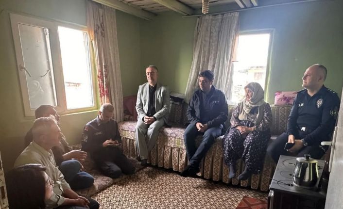 Kaymakam Karataş, Alioğulları Mahallesi’nde vatandaşlarla buluştu