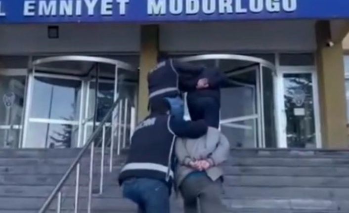 Kayseri polisinden ’sahte plaka’ operasyonu: 2 gözaltı