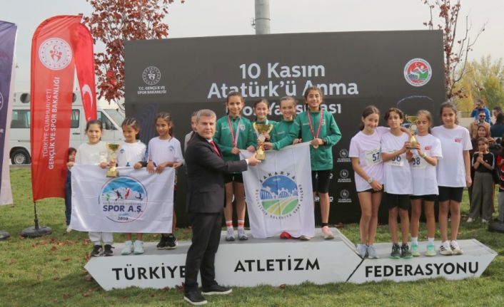 Kayserili atletler, başkentte 4 madalya kazandı