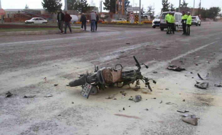 Kazada ağır yaralanan 18 yaşındaki motosiklet sürücüsü hayata tutunamadı