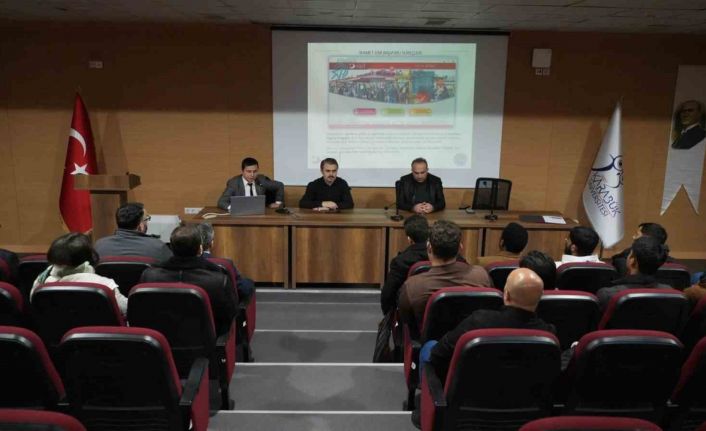 KBÜ ve İl Göç İdaresi, uluslararası öğrencilere ikamet bilgilendirmesi yaptı