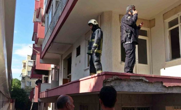 Kentsel dönüşüm için boşaltılan binadaki yangında erkek cesedi çıktı