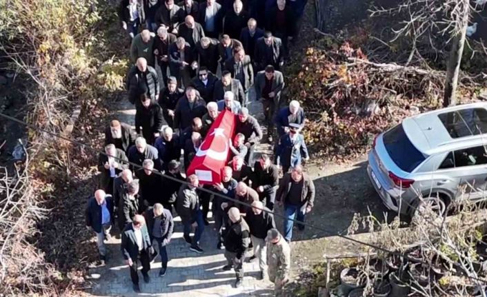 Kıbrıs Gazisi Karabey Eroğlu, son yolculuğuna uğurlandı