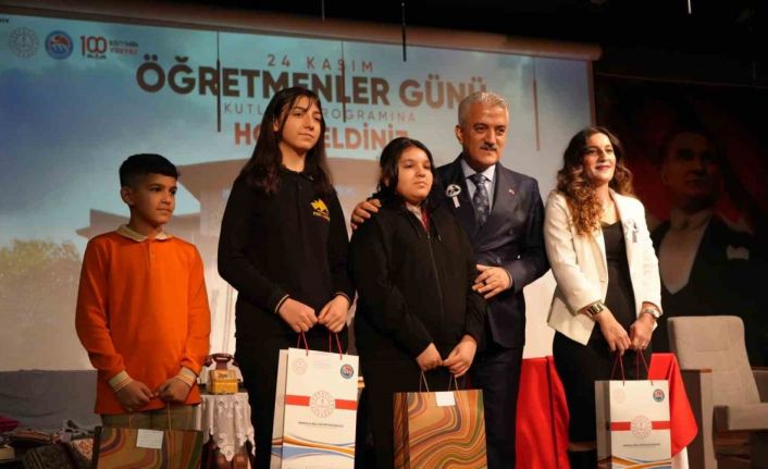 Kırıkkale’de 24 Kasım Öğretmenler Günü kutlandı