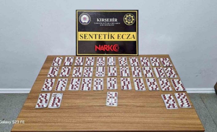 Kırşehir’de uyuşturucu operasyonu: 527 adet sentetik hap ele geçirildi