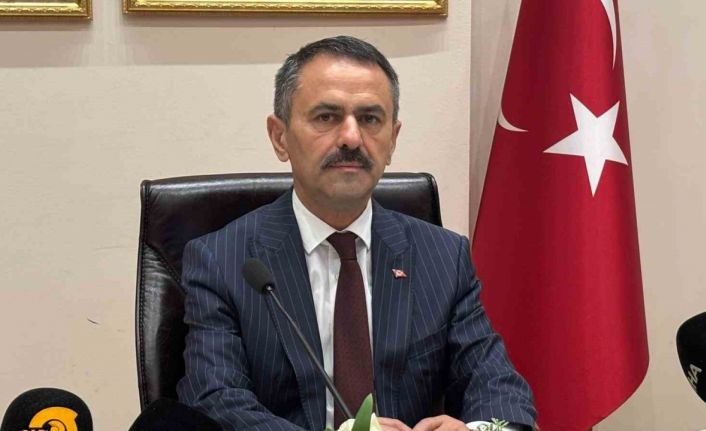 Kocaeli Valisi Aktaş: "Gemide 1 kişi kaldı, kurtarma çalışmaları sürüyor"