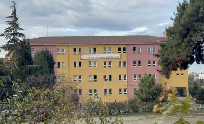 Kocaeli’de 15 öğrenci zehirlenme şüphesiyle hastaneye kaldırıldı