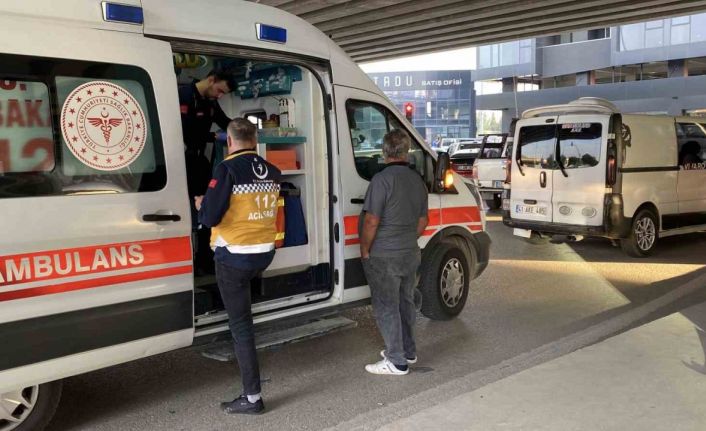 Kocaeli’de iki aracın çarpıştığı kazada 4 kişi yaralandı