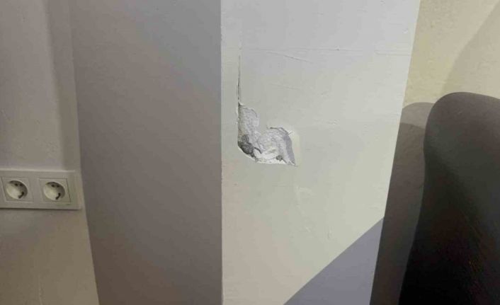 Kocaeli’de kolonları çatlayan bir bina daha boşaltıldı