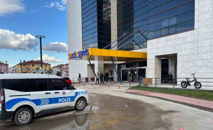 Kocaeli’de polise bıçakla direnen şüpheli silahla vurularak yakalandı