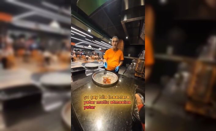 Köfteci Yusuf’ta kuryelerin yüzünü güldüren sıcak jest