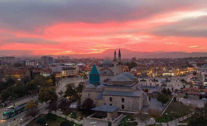 Konya’da kartpostallık gün batımı manzaraları