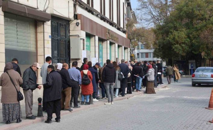 Konya’da ’Yüzyılın Konut Projesi’ne müracaat yoğunluğu