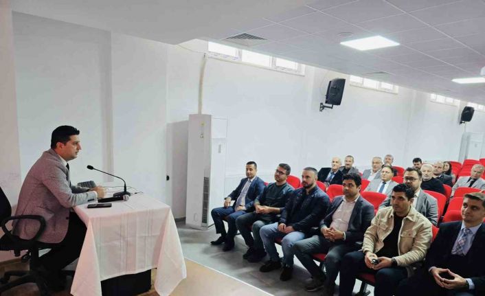 Köşk’te okul müdürleri aylık değerlendirme toplantısında buluştu