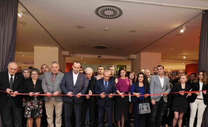 Küçükçekmece’de Atilla İlhan Kültür ve Sanat sezonu açıldı