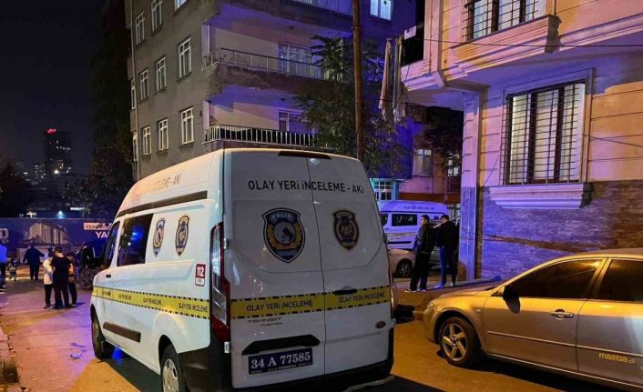 Küçükçekmece’de bir kişi iş yerinde ölü bulundu