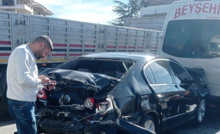 Kulu’da zincirleme trafik kazası: 2 yaralı