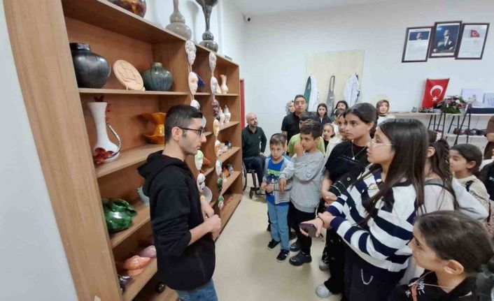 Kursiyer öğrencilerden engelli bireylere ziyaret