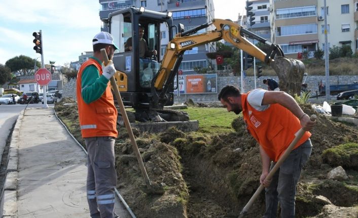 Kuşadası Belediyesi’nden çevreye duyarlı peyzaj uygulaması