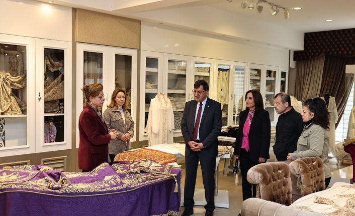 Kütahya Belediye Başkanı Kahveci’den kültürel üretime destek