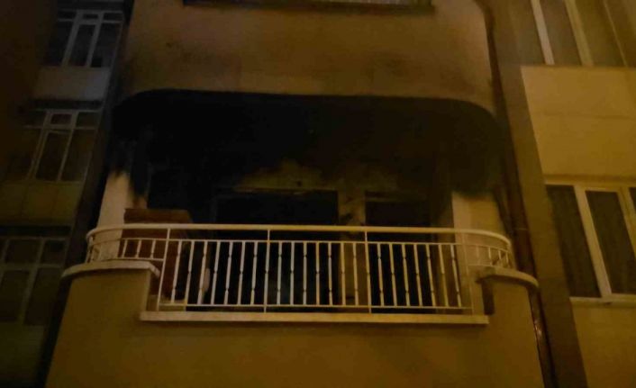 Kütahya’da apartman yangını: 1 kişi hayatını kaybetti, 2 kişi yaralandı