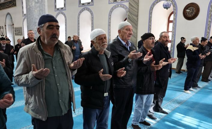 Kütahya’da şehitler dualarla yad edildi