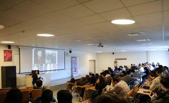 Liderliğin günümüzdeki rolü öğrencilere anlatıldı