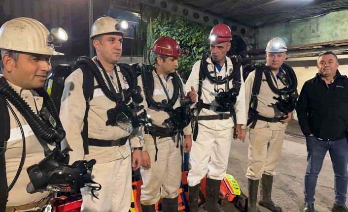 Maden işçileri yangın tatbikatı yaptı