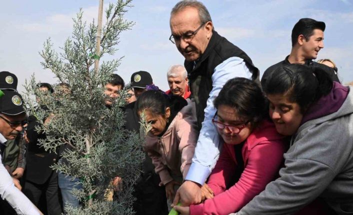 Malatya’da 733 bin fidan toprakla buluştu