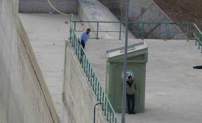 Malatya’da intihar girişimini polis engelledi
