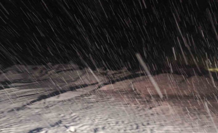 Malatya’da kırsal bölgeler kar altında