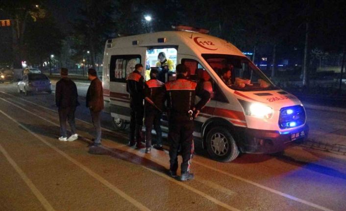 Malatya’da parkta silahlı saldırıya uğrayan genç yaralandı