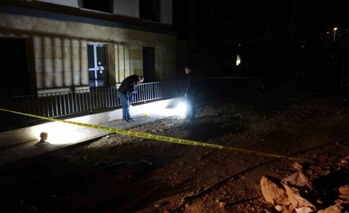 Malatya’da şantiyede silahla vurulan işçi hastaneye kaldırıldı