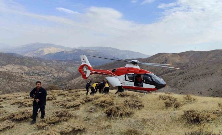 Malatya’da uçuruma yuvarlanan şahıs kurtarıldı