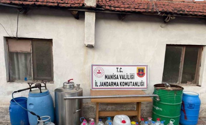 Manisa’da 112 litre sahte içki ele geçirildi