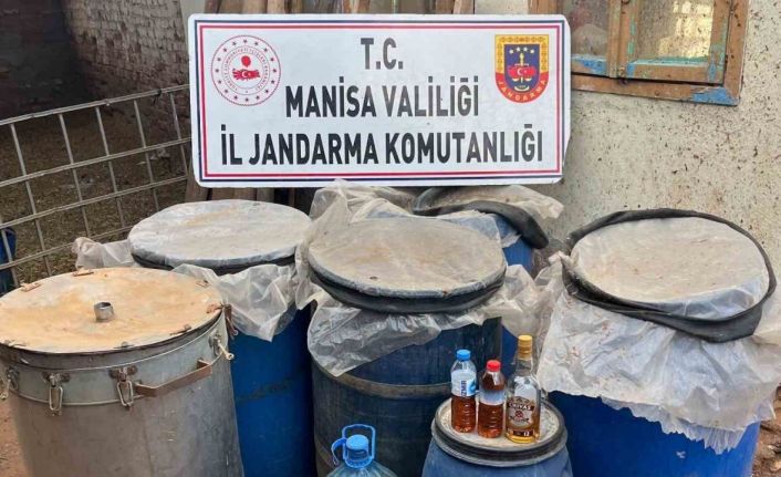 Manisa’da 82 litre sahte içki ele geçirildi