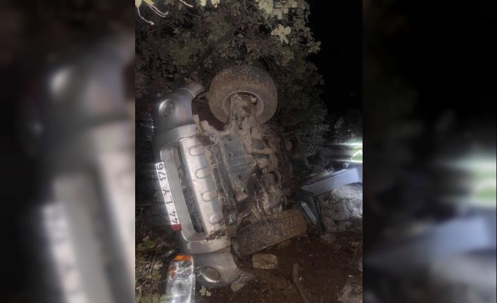 Mardin’de devrilen pikapta 2’si çocuk 6 kişi yaralandı