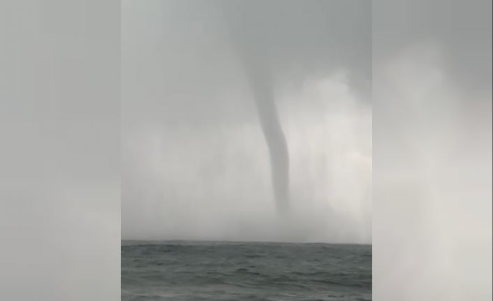 Marmaris’te denizde hortum oluştu