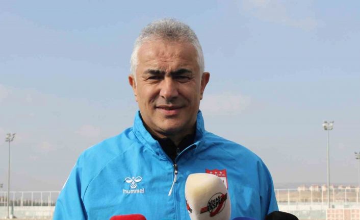 Mehmet Altıparmak: "Sivasspor’un hedefi şampiyonluktur"