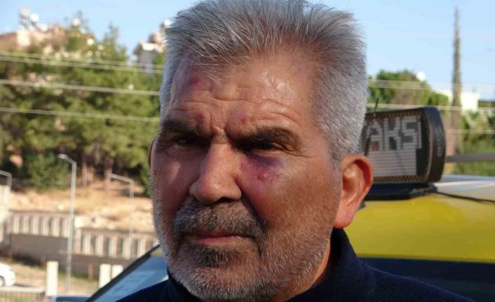 Mersin’de 62 yaşındaki taksiciyi bıçaklayıp darp ettiler