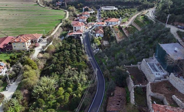 Muğla Büyükşehir, Şirinköy-Akçapınar yolunu yeniledi