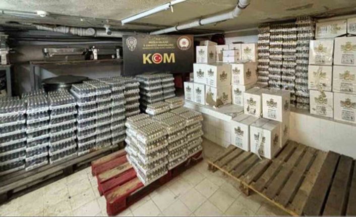 Muğla’da 28 bin 896 şişe gümrük kaçağı alkol ele geçirildi
