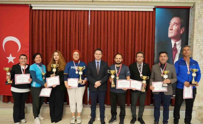 Muğla’da öğretmenler arası spor turnuvalarının ödül töreni coşkuyla gerçekleşti