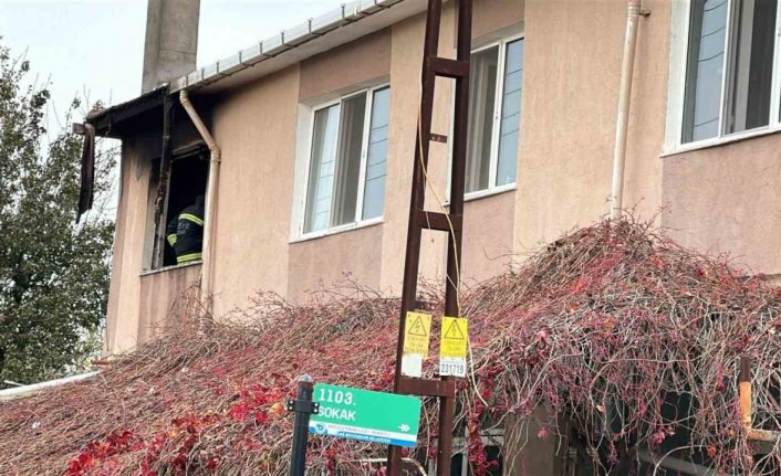 Muratlı’da ev yangını: 1 kişi dumundan etkilendi