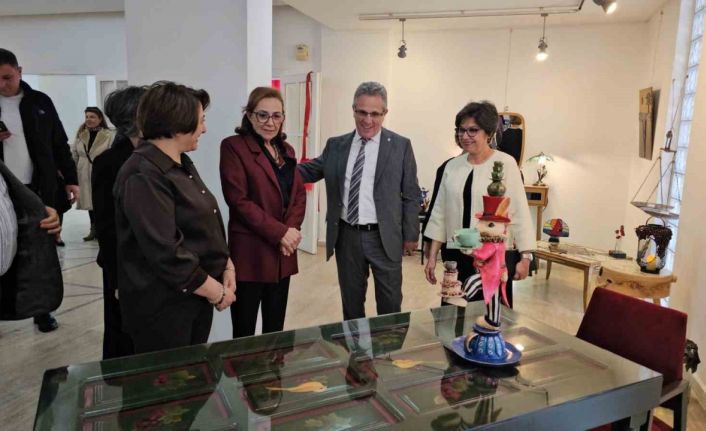 Nazilli’de ‘Geçmişin Yansımaları’ sergisi açıldı